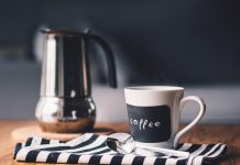 Caffè, salute e sostenibilità: perché scegliere le cialde di caffè napoletano ogni giorno caffè